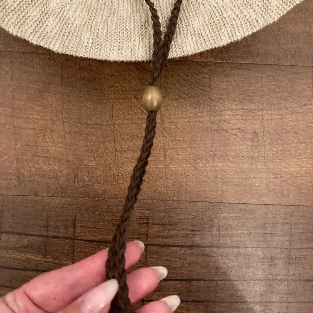 Carve Designs Beige Woven Sun Hat with Brown Braided Chin Cord EUC